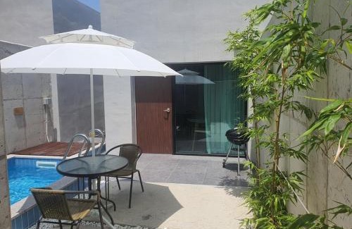 Gochang Villa | Gochang Oroshi Pool Villa