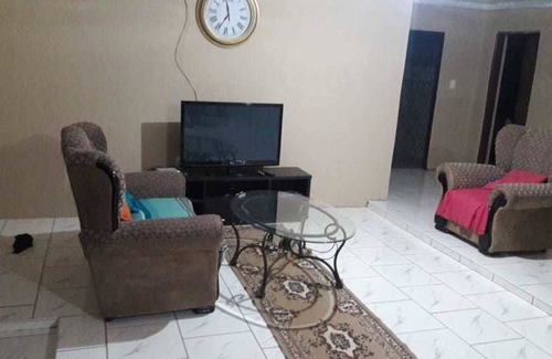 Taung Station House | Godmill City Guesthouse