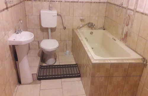 Taung Station House | Godmill City Guesthouse