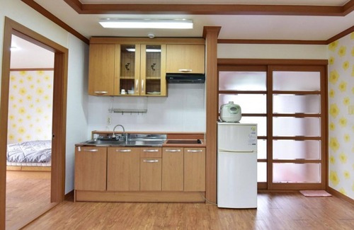 Goesan House | Goesan Hwayang Gyegok Gangaae Pension