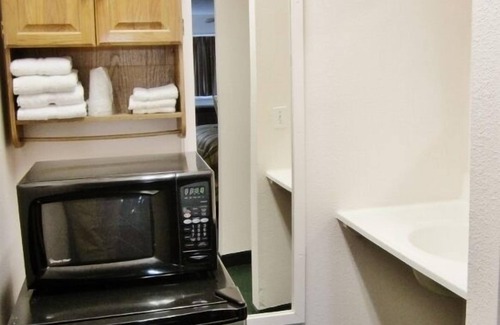 Browning Hotel | Going-To-The-Sun Inn & Suites