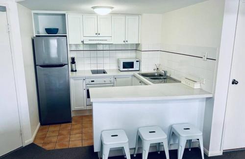 Coolangatta Apartment | Gold Coast Calypso Resort, Coolangatta Beach