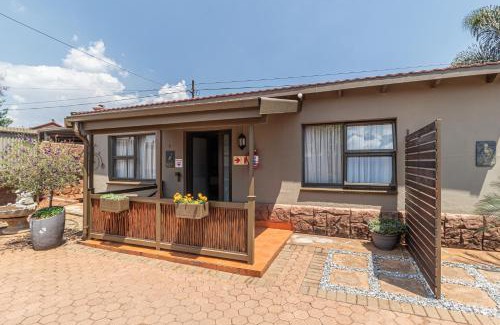 Greater Johannesburg Metropolitan Area House | Gold Crest Guesthouse