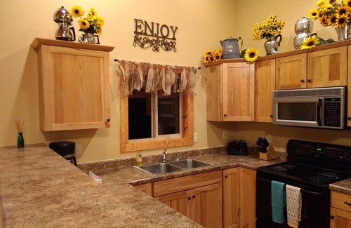 Hill City House | Gold Pan Inn nCentrally located! A Perfect Place to Stay!