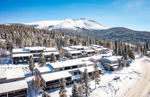 Baldy Mountain Hotel | Gold Point Resort Breckenridge by Vacatia