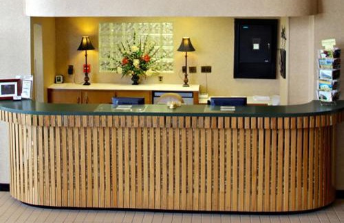 Radcliff Hotel | GOLD VAULT INN