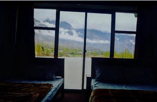 Hunza Hotel | Golden Bite Hotel and Restaurant