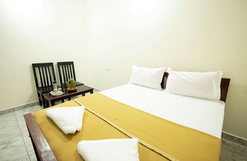 Kakabe Cabin | Golden Crest Residences