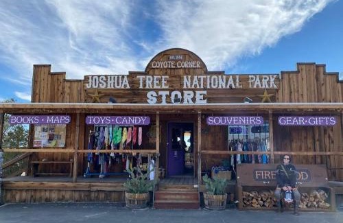 Joshua Tree House | Golden Hour Hideaway Tranquil Desert Retreat Near Joshua Tree