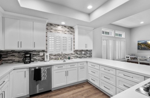 Seal Beach House | Golden Hour Hideaway – 3BR Near Sand, Dining & Adventure