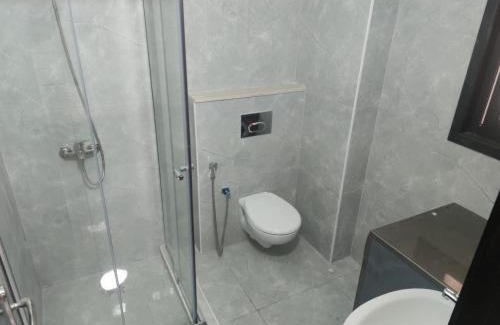 West Bank Apartment | Golden House