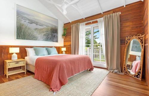 South Golden Beach House | Golden Hus - spacious South Golden Beach home