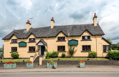 Easenhall Hotel | Golden Lion Hotel