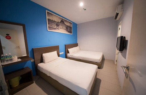 Sri Gading Hotel | Golden Pearl Hotel Near Universiti Tun Hussein Onn Malaysia UTHM