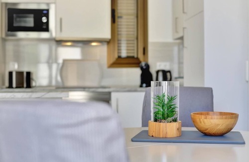 San Eugenio Ski Chalet | Golden Sand, Heated Pool, A/C, Bbq