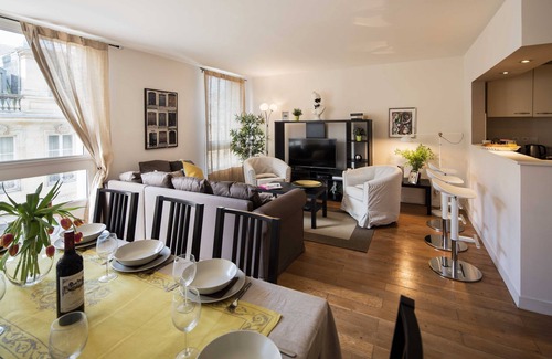 Grand Parc-Paul Doumer Apartment | Golden triangle spacious Bordeaux apartment