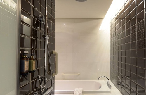 Tainan City Centre Hotel | Golden Tulip RS Boutique Hotel