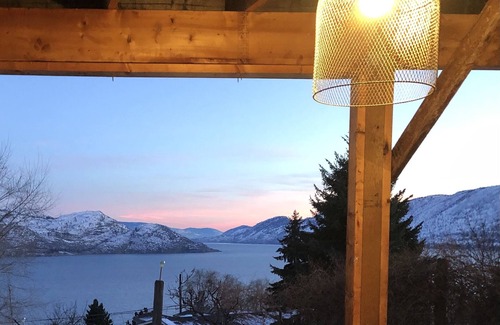 Central Okanagan Apartment | Golden View Cabin Pet Friendly Private Detached Studio w/Panoramic Lake View