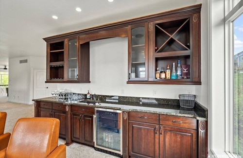 Rabbit Creek House | Golden View House · Spacious Mountain Retreat- Hot Tub, Beautiful View