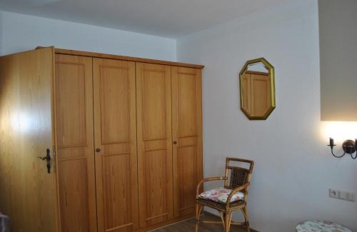 Baiersbronn Apartment | Goldener Hahn B&B Baiersbronn - Ferienwohnungen mit Hotel Service nahe Gartenschau Tal X