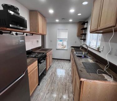 Pikeville House | Goldilocks