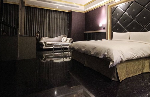 North District Hotel | Goldsand Hotel