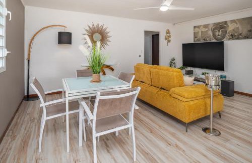 Pointe-a-Pitre Apartment | Goldy House, logement vue mer , jacuzzi 10min port et aéroport