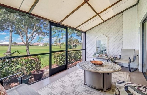 Bonita Springs Condo | Golf Condo 3 miles from beach