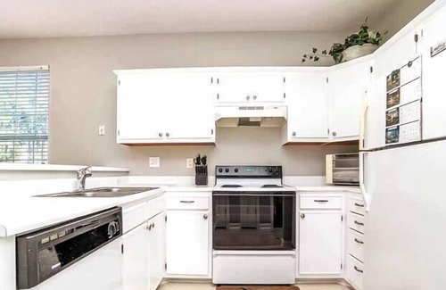 Carolina Forest Condo | ~Golf Course Condo with Pool & Jacuzzi!! Sleeps 6!