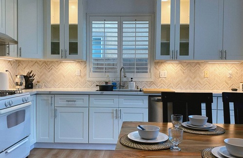 Fontana House | Golf course house with 2 master bedrooms