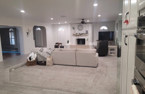 Lake Havasu City House | Golf Course Retreat Pool, Games, HotTub, 6 Bathrooms, Huge off street parking !