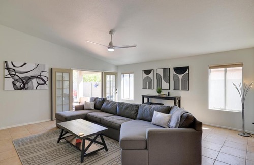 Arrowhead Ranch House | Golf Course View and Pool Serene Glendale Home