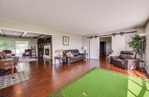 Vine Grove House | Golf Course Views and Games Galore - Vine Grove Gem!