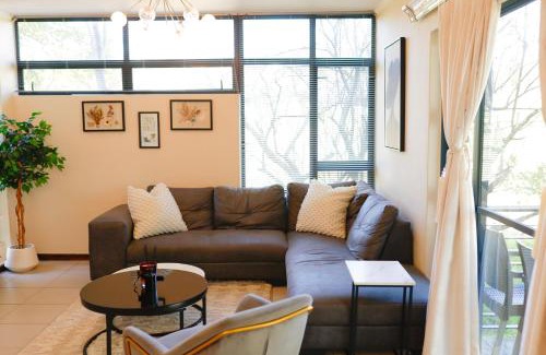 Greater Johannesburg Metropolitan Area Apartment | Golf Estate Living 1BR Apartment in Jackal Creek