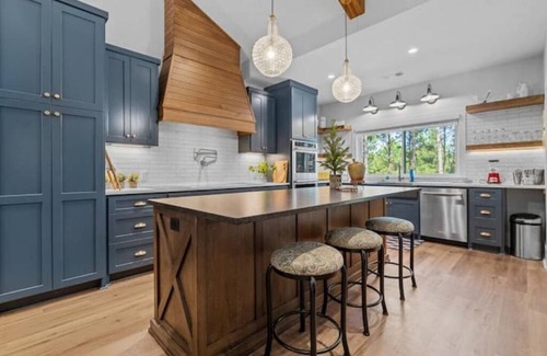 Hot Springs Village House | Golf Front, Putting Green, Tree Top Views