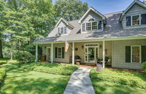 Roaring Gap House | Golf, Hike and Explore Blue Ridge Mtn Haven with Deck