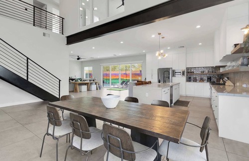 Southwest Village House | Golf Sim, Billiards, Pool/Hottub-walk to Old Town!