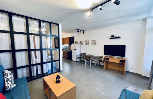 Halat Bed & Breakfast | Gondola marine resort