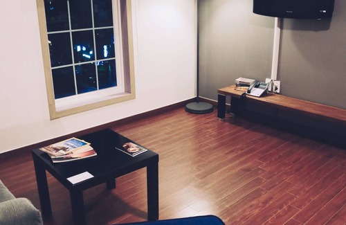 Okpo-dong Hotel | GONGGAN Residence Hotel