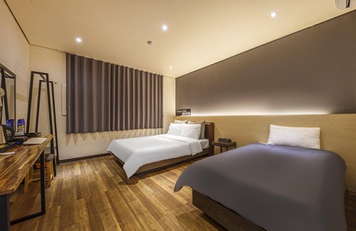 Gongju Hotel | Gongju Hotel Bandi