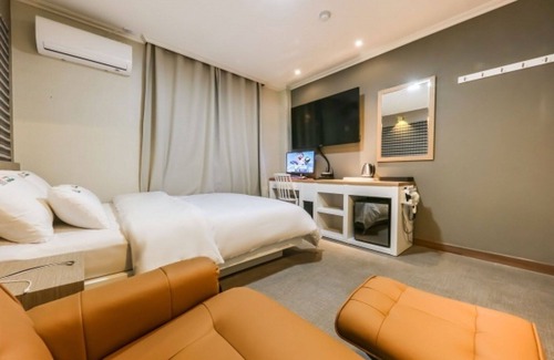 Gongju Hotel | Gongju Hotel Fashion