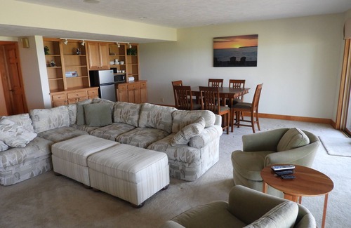 Lake Leelanau House | Good Harbor Bay – Beach Paradise - WILD SUN