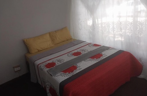 Brandwag House | Good time yafe guest house