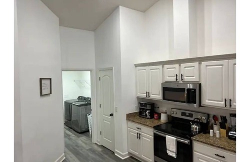 Emerald Shores House | Good Vibes On Gulf Near The Beach And Downtown