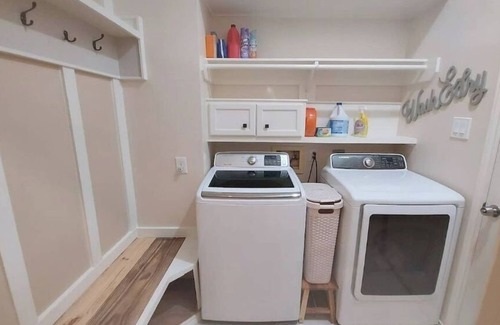 Pearland House | gooPalace : 3br/2ba - nice to work, play & relax