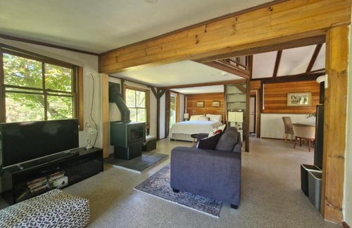 Wollombi House | Goorongoola
