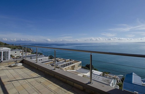 Mountainside Apartment | Gordon's Bay | Protea Place Luxury Three BR Apt
