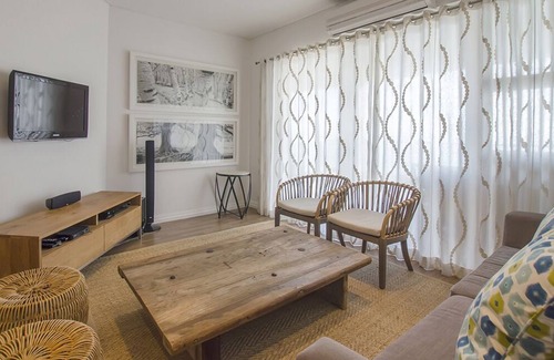 Mountainside Apartment | Gordon's Bay | Protea Place Luxury Three BR Apt
