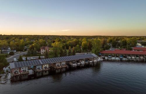 Bobcaygeon House | Gordon's Bobcaygeon