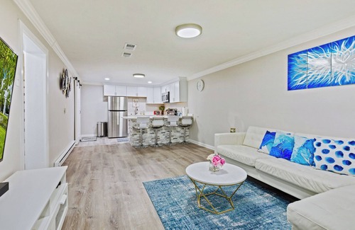 Broad Ripple House | Gorgeous 2- Story home in heart of Broad Ripple